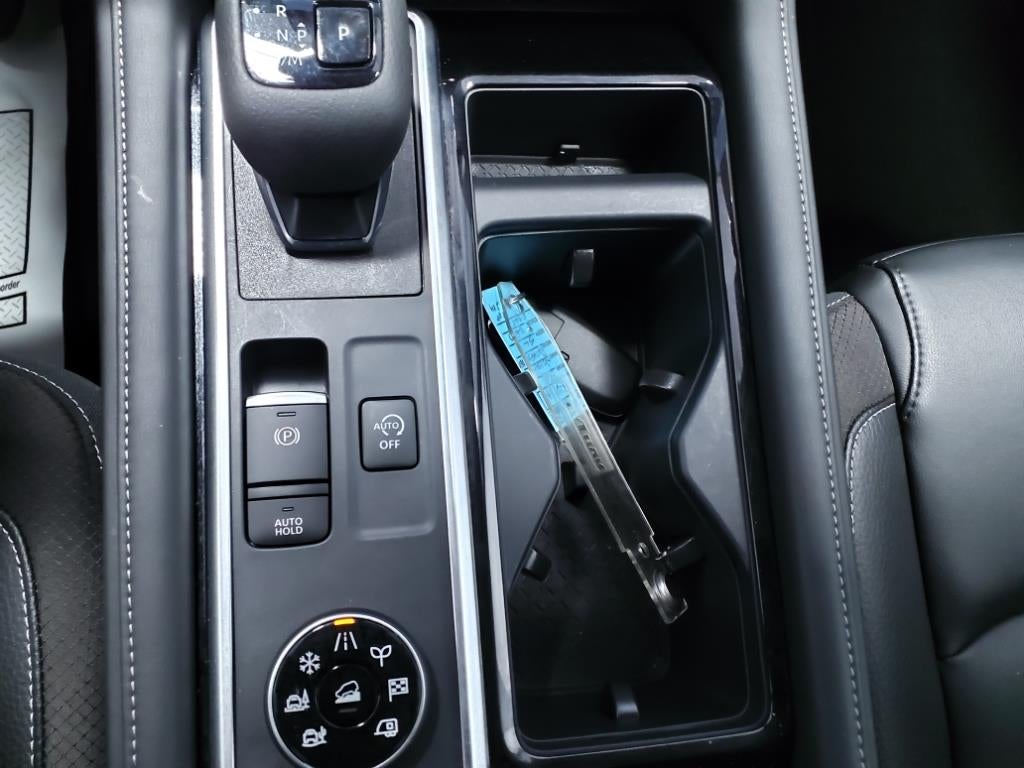 2024 Nissan Pathfinder SL, 4WD