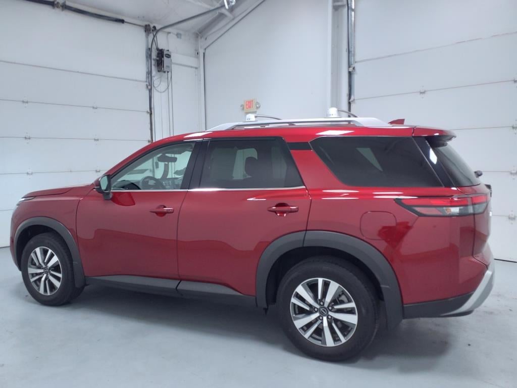 2024 Nissan Pathfinder SL, 4WD