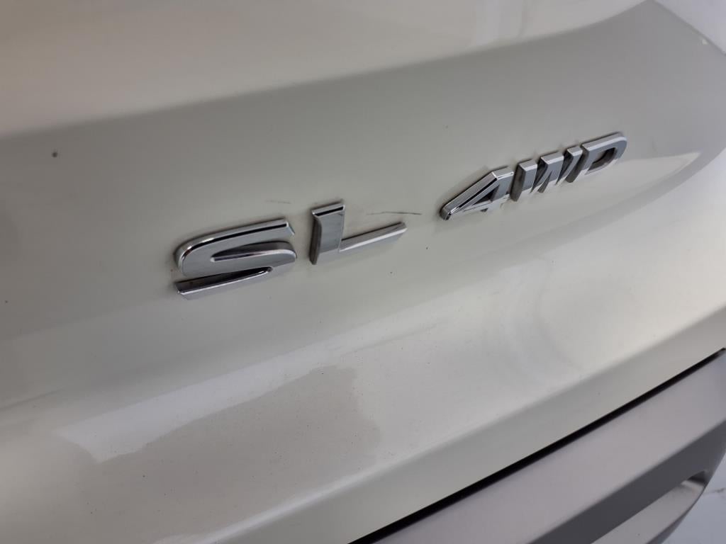 2023 Nissan Pathfinder SL, 4WD,