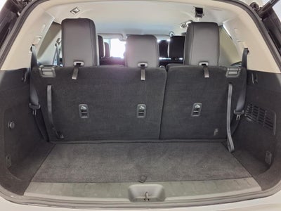 2023 Nissan Pathfinder SL, 4WD,