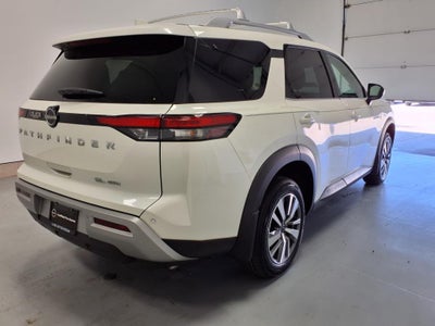 2023 Nissan Pathfinder SL, 4WD,