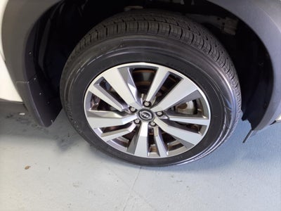 2023 Nissan Pathfinder SL, 4WD,