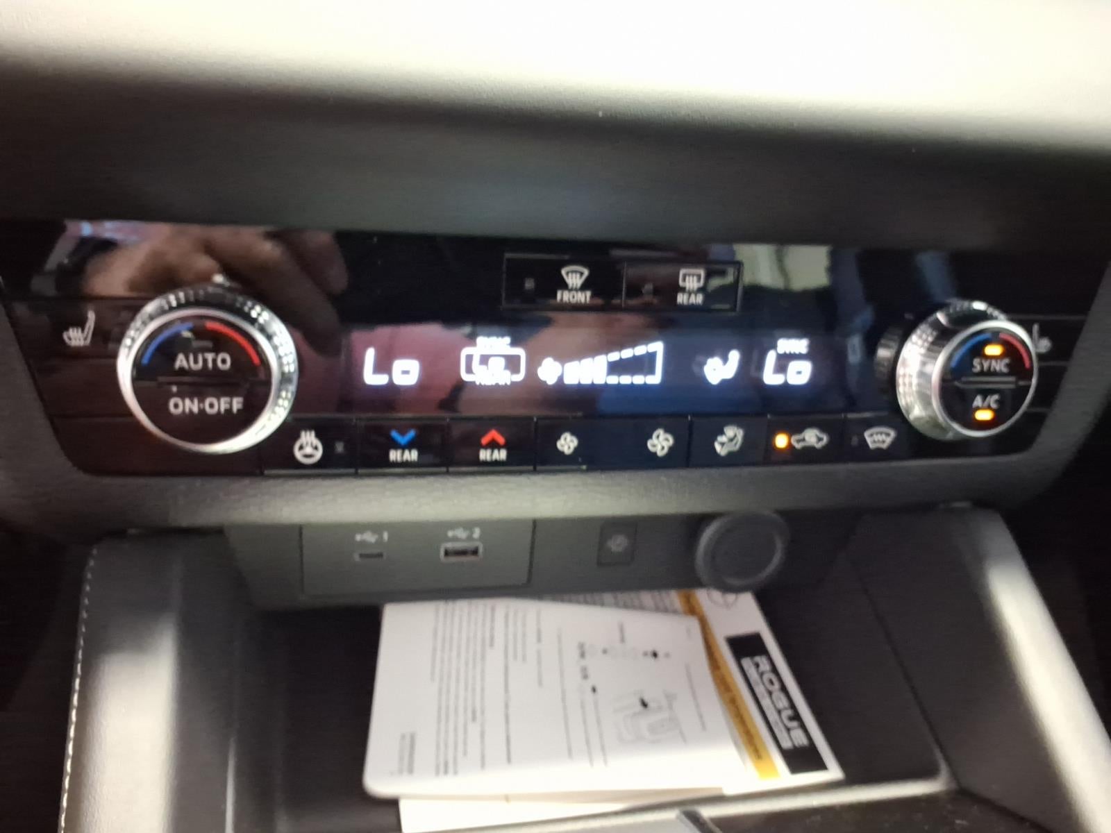 2026 Nissan Rogue Plug-in Hybrid Platinum
