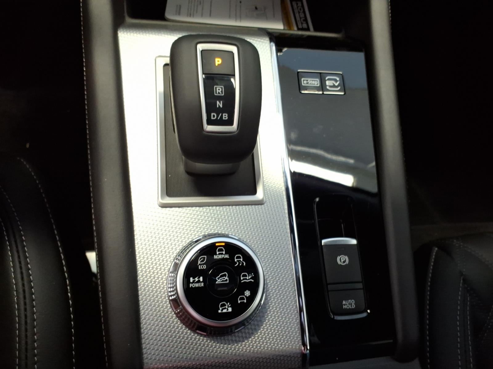 2026 Nissan Rogue Plug-in Hybrid Platinum