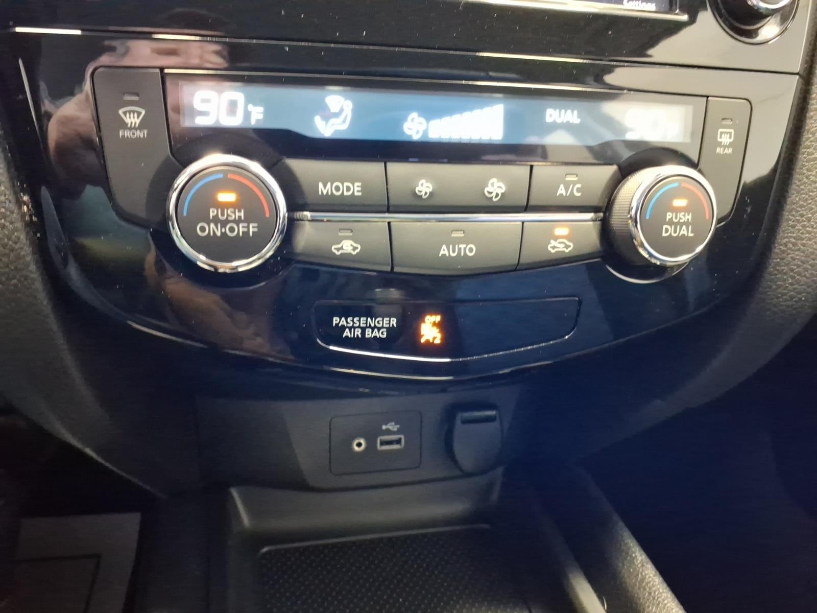 2022 Nissan Rogue Sport SV