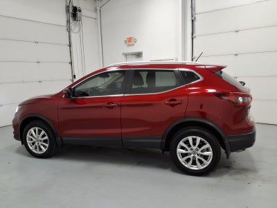 2022 Nissan Rogue Sport SV