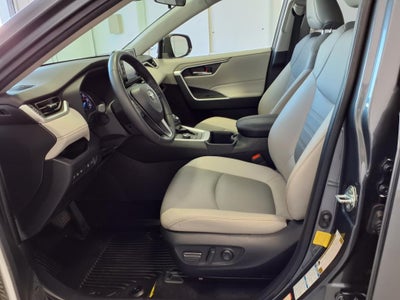 2022 Toyota RAV4 Hybrid XLE Premium