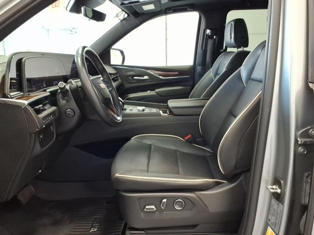 2024 Cadillac Escalade ESV Premium