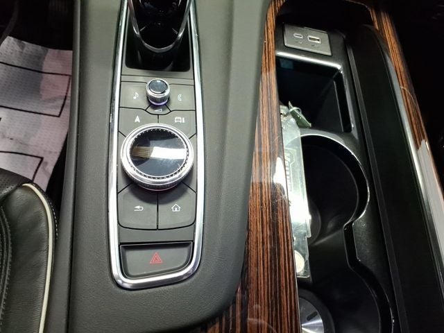 2024 Cadillac Escalade ESV Premium