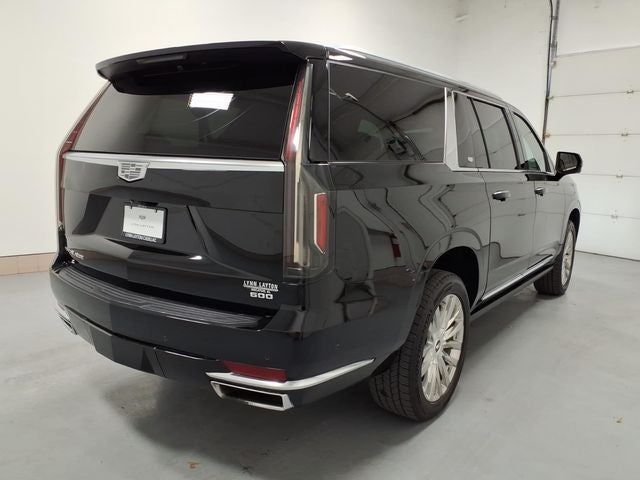 2023 Cadillac Escalade ESV Premium