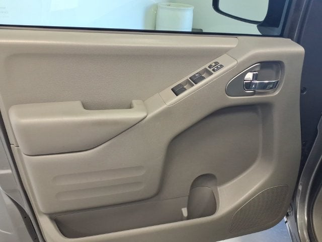 2021 Nissan Frontier SV