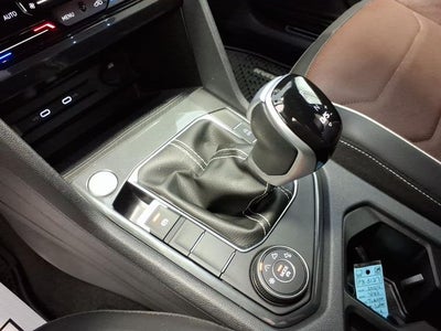 2024 Volkswagen Tiguan 2.0T SEL R-Line