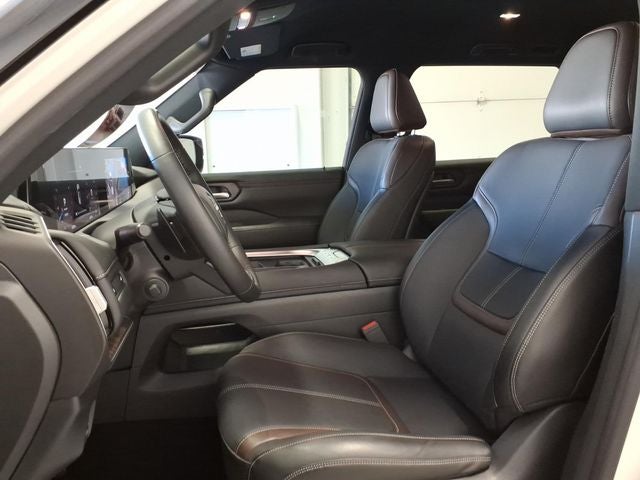 2025 Nissan Armada SL