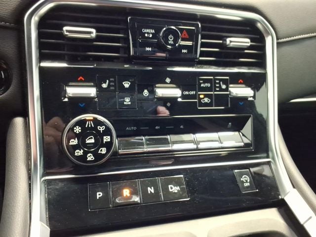 2025 Nissan Armada SL