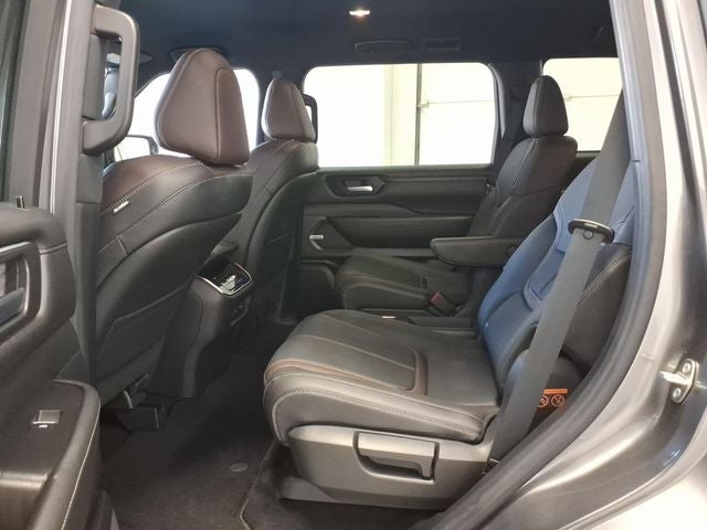 2025 Nissan Armada SL